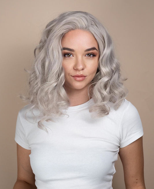 vegan fiber wavy wig - 12" silver blonde.